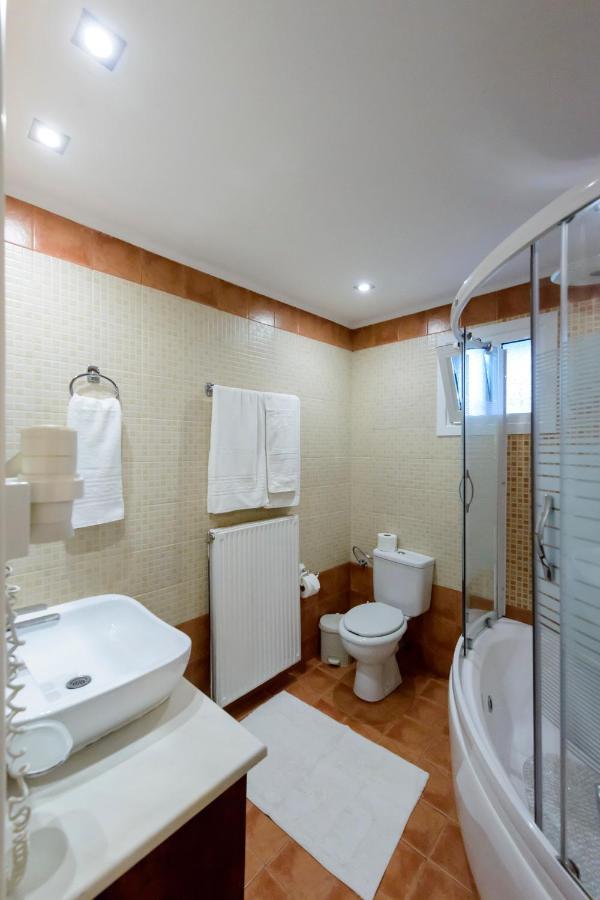 Villa Maxim With Private Pool & Tennis Court Halikounas 외부 사진
