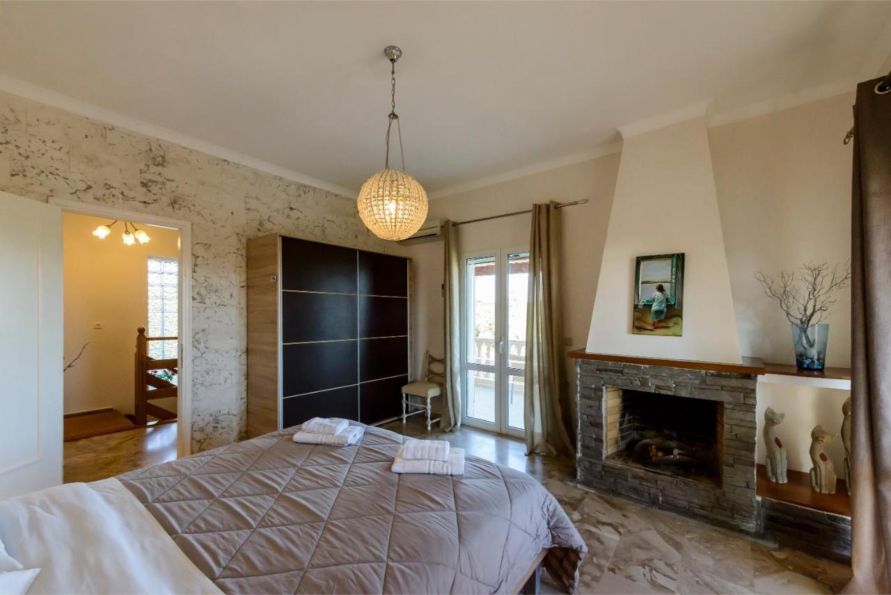 Villa Maxim With Private Pool & Tennis Court Halikounas 외부 사진