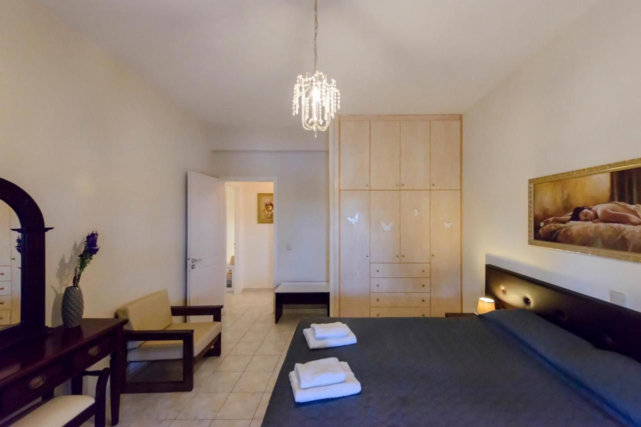Villa Maxim With Private Pool & Tennis Court Halikounas 외부 사진