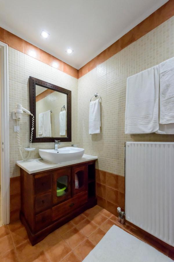 Villa Maxim With Private Pool & Tennis Court Halikounas 외부 사진