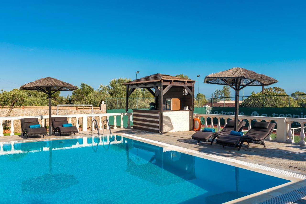 Villa Maxim With Private Pool & Tennis Court Halikounas 외부 사진