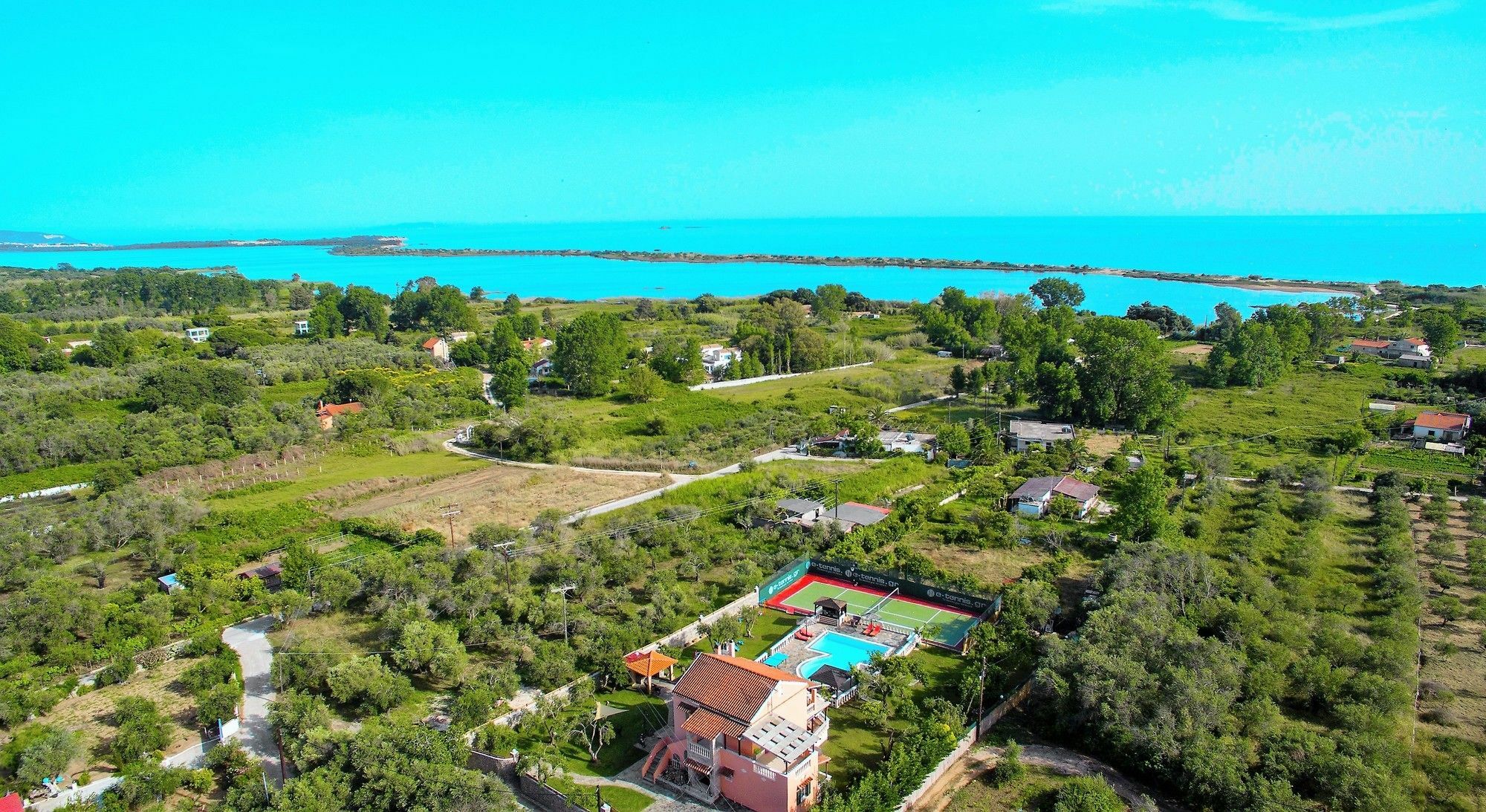 Villa Maxim With Private Pool & Tennis Court Halikounas 외부 사진
