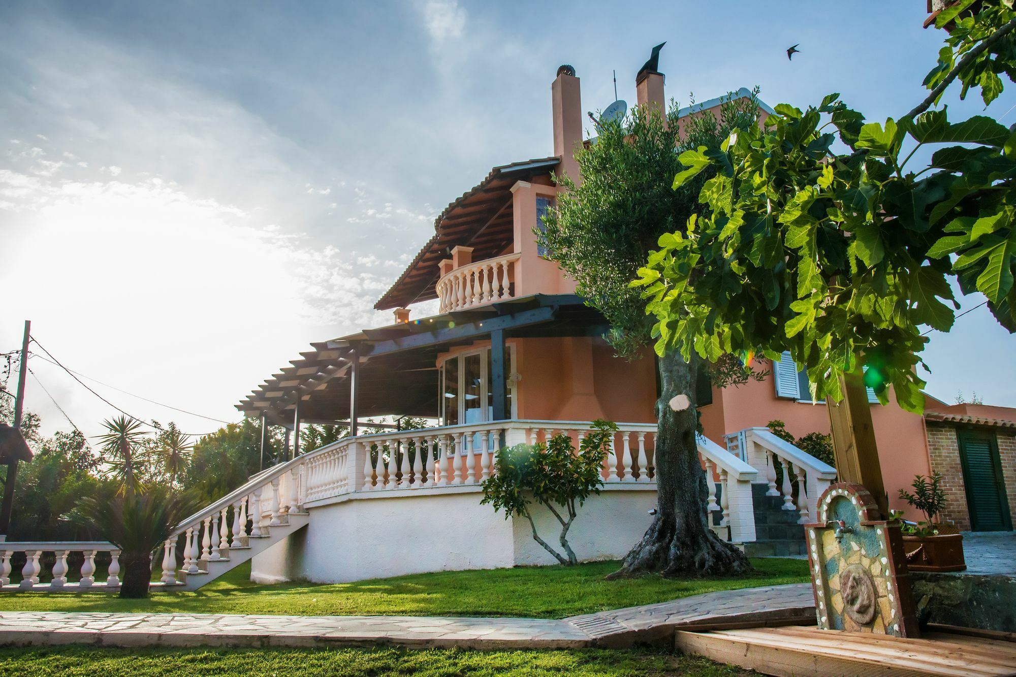 Villa Maxim With Private Pool & Tennis Court Halikounas 외부 사진